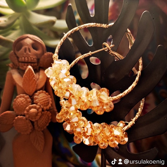 SOLD Gold, chanpagne aurora borealis crystal cluster hoops. - Picture 1 of 1